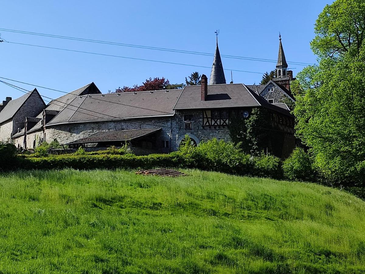 Your Stay In Kelmis - La Calamine- Cosy Apartment In The Ardennes -Three-Country Point - Neu-Moresnet エクステリア 写真